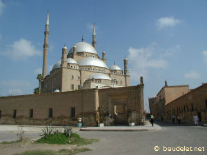 Le Caire