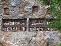 Sulawesi - Pays Toraja - Batu Lemo